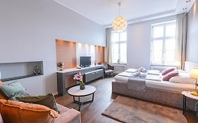 Christiano Apartments Hauptbahnhof | contactless check-in